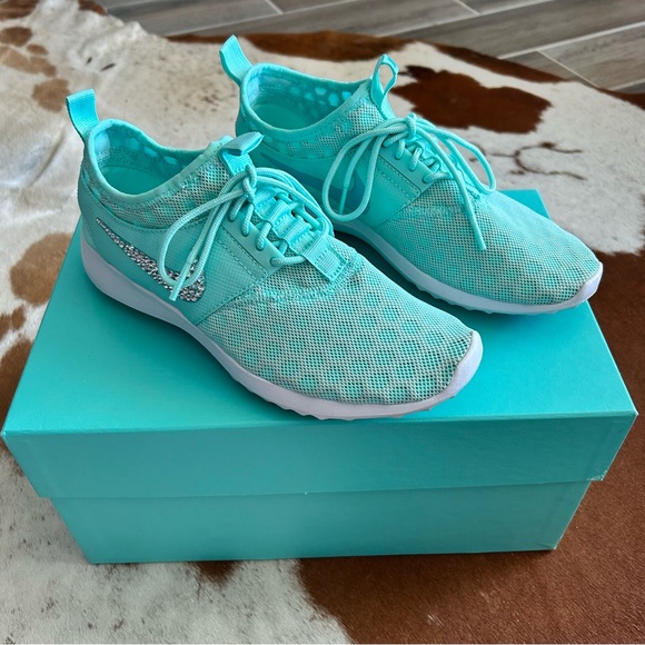 NIKE Swarovski Women's Sneakers in Tiffany Blue 🩵 - Picture 10 of 11